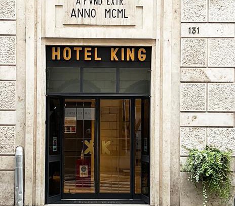 Rione III Colonna Hotel | Hotel King