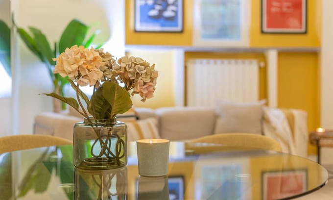 Vatican Apartment | 100 m² Apartment ∙ 2 bedrooms ∙ 4 guests