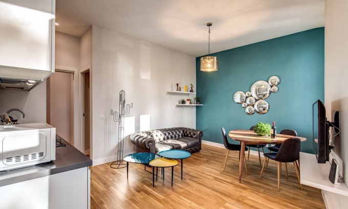 Rione VII Regola Apartment | Just renovated with river view 2bedroom apartment in the heart of historic center.