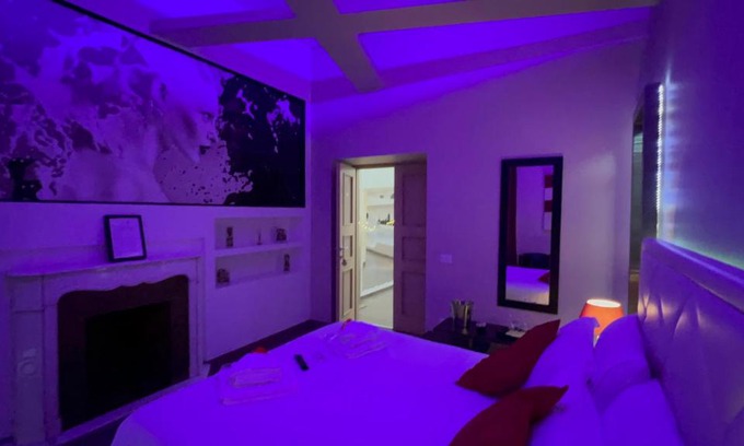 Rione III Colonna House | LUXURY SISTINA SUITES