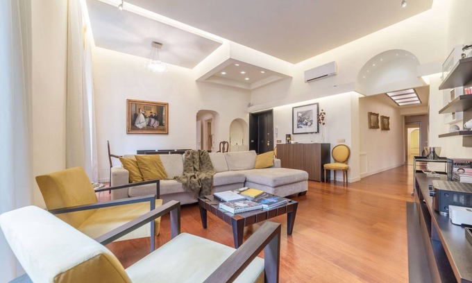 Rione V Ponte Apartment | Monte Giordano 4 Pax Apartment