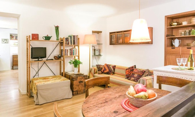 Rione VI Parione Apartment | Navona Stay Apartment