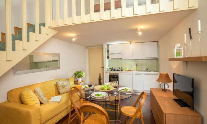 Rione VIII Sant'Eustachio Apartment | Navona White Apartment