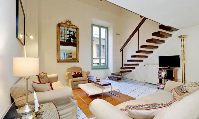 Rione V Ponte Apartment | Orso House Apartment | Romeloft