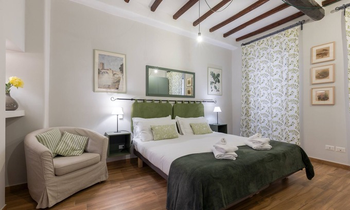 Rione IX Pigna Apartment | Piazza dei Satiri Studio | Perfect location in Campo de' Fiori