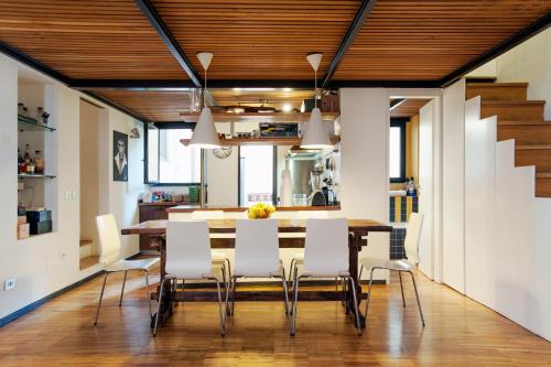 Rione XI Sant'Angelo Apartment | Portico