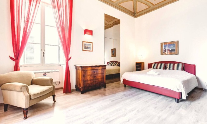 Rione IV Campo Marzio Apartment | Rampa Mignanelli Charming Apartment
