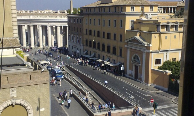 Vatican Apartment | ROMAN HOLIDAYS, TWO STEPS FROM SAN PIETRO FULL OPTIONALS