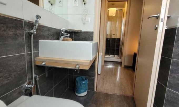 Rione II Trevi House | RomAntic Dreams Sistina Guest House: Deluxe Double Room