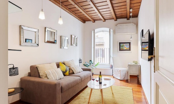 Rione III Colonna Apartment | Rome As You Feel - Maison Spanish Steps