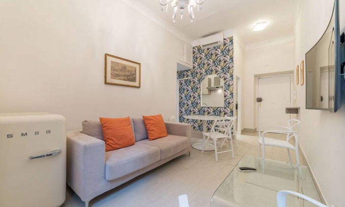 Rione XIV Borgo Apartment | Saint Peter Suite Apartment