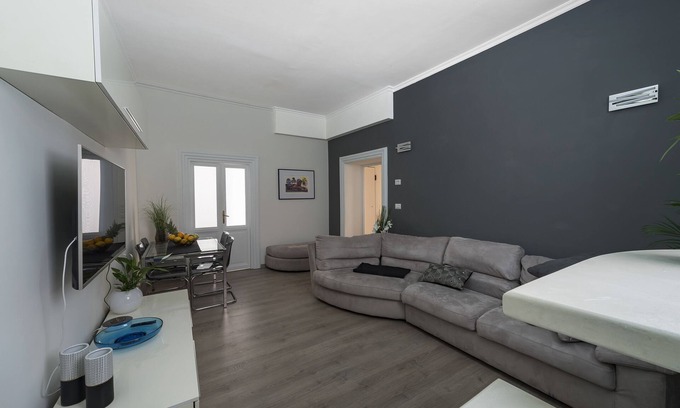 Rione IV Campo Marzio House | Spanish Steps 3 bedrooms