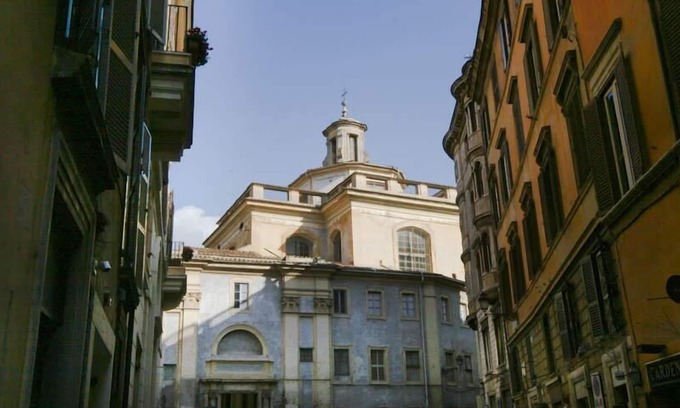 Navona Apartment | Studio Romantic, modern apartment in the center of Rome a few steps from Piazza Navona, the .