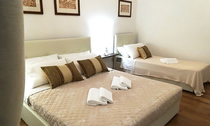 Rione XIV Borgo Apartment | Vatican Area House, large, cozy and bright apartment