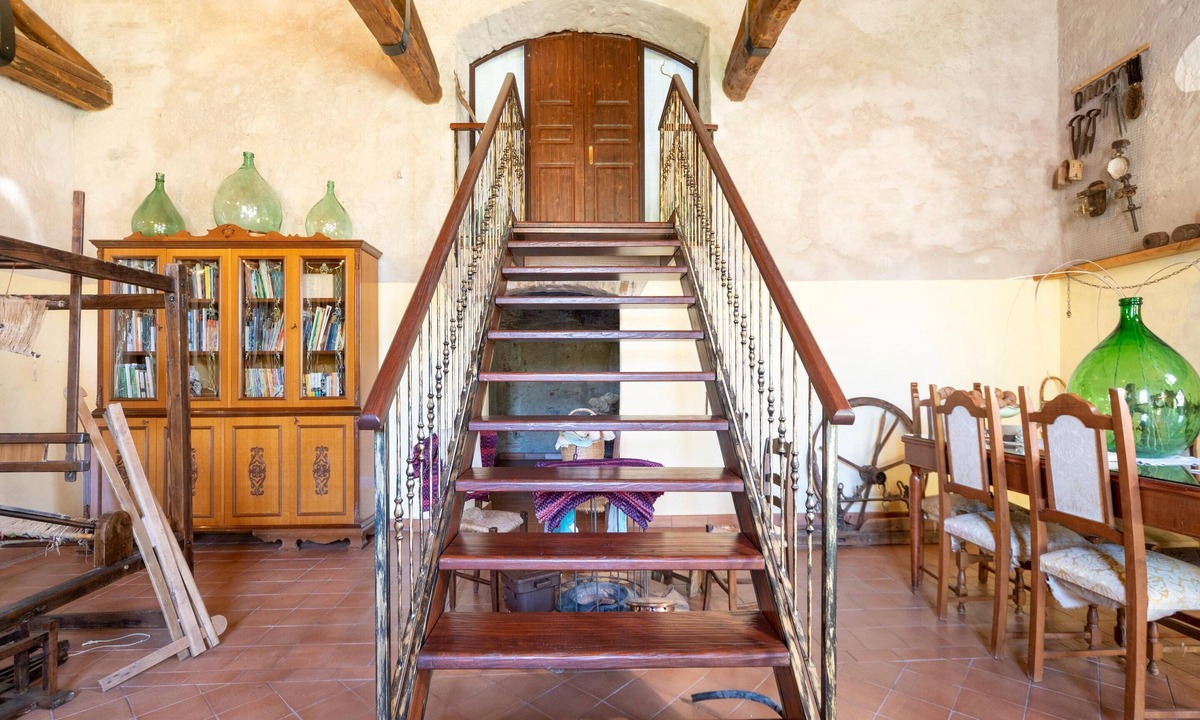 Stilo House | Holiday Home in Guardavalle by River