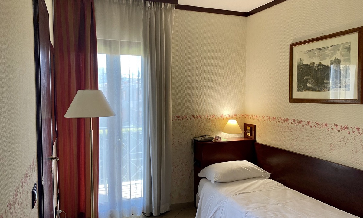 Villanova Hotel | Park Hotel Imperatore Adriano