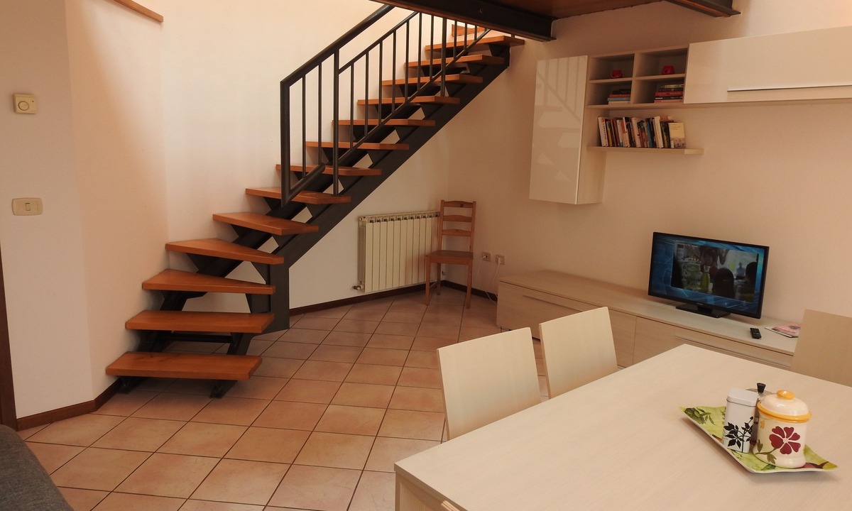 Ravenna Apartment | Large duplex apartment sleeps 5, private parking space, in the center