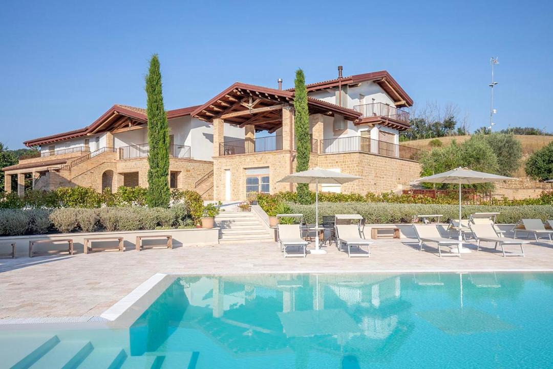 Tolentino House | Villa Nuces