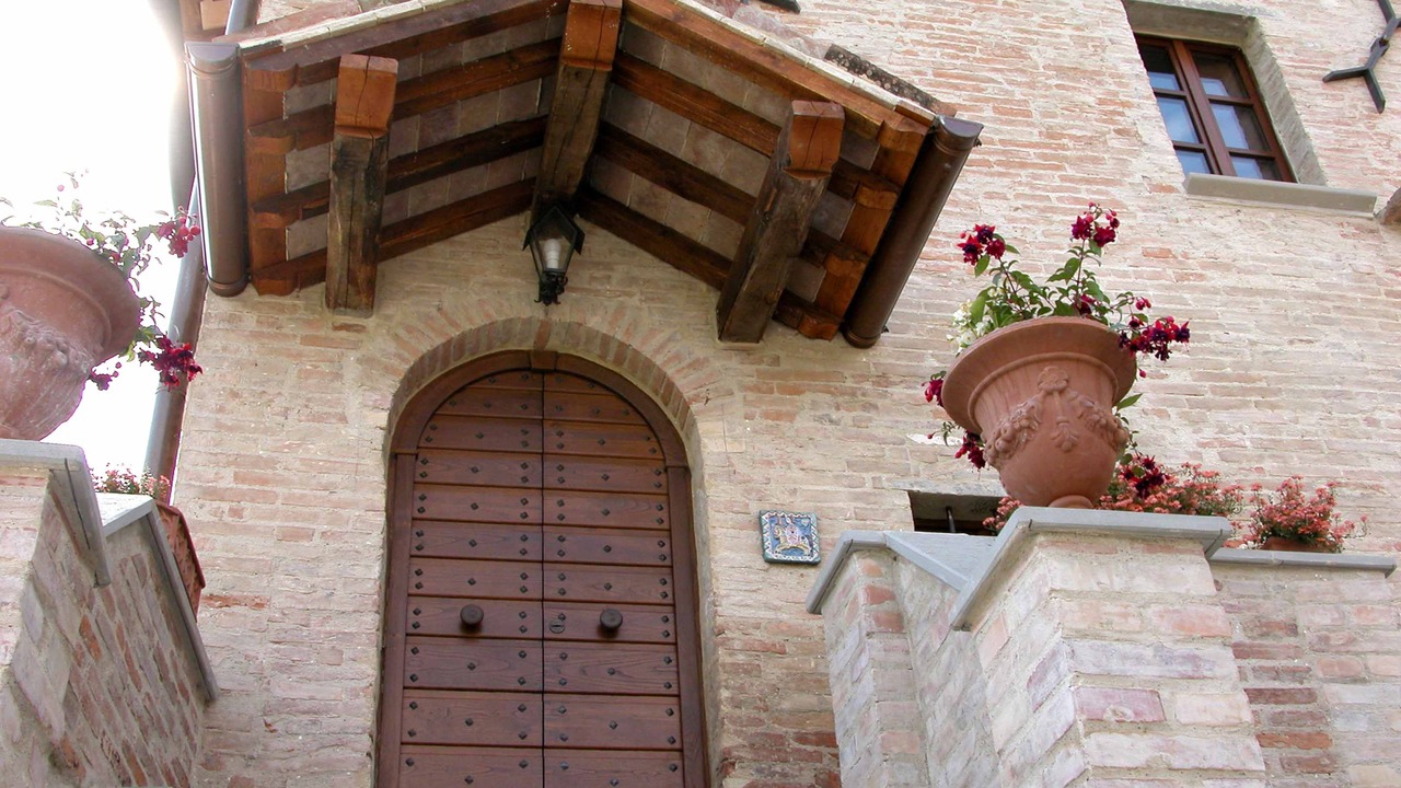 Photo of Buildings in Piosina