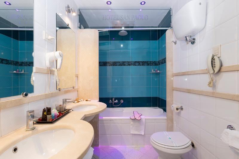 Photo of Bathroom in Fuorigrotta