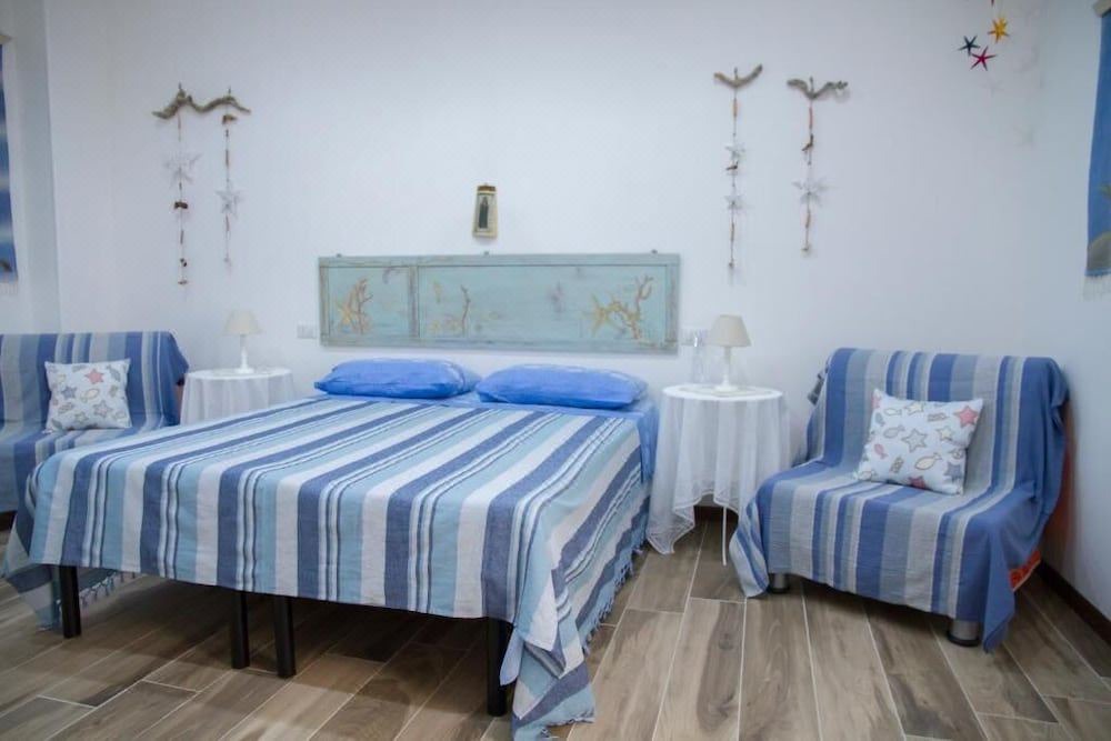 Photo of Bedroom in Crotone