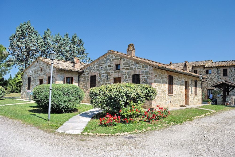 Photo of Buildings in Ospedalicchio