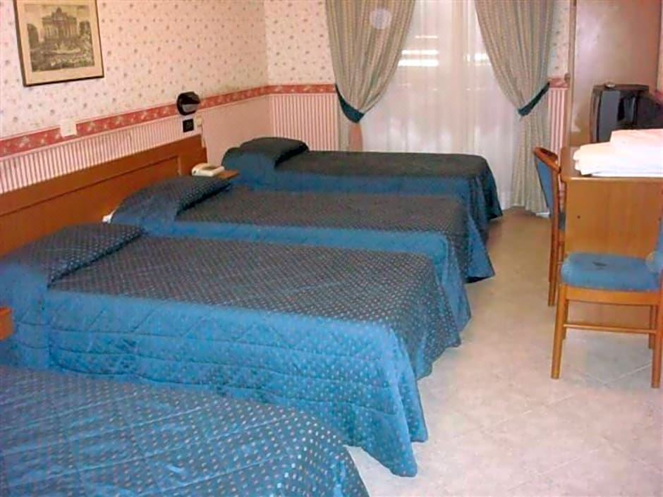 Photo of Bedroom in Rome City Centre