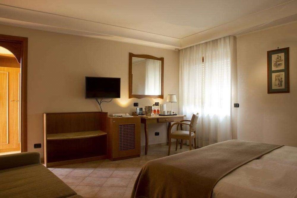 Photo of Bedroom in Fuorigrotta