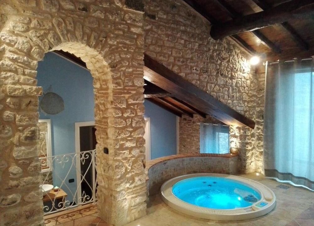 Photo of Outdoor in Fumone