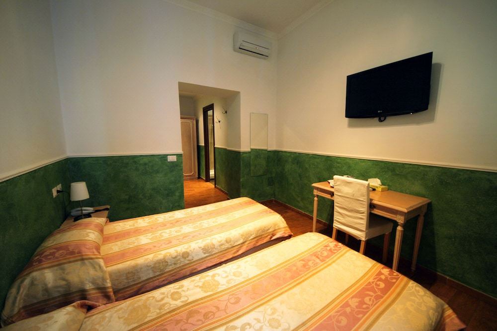 Photo of Bedroom in Rione II Trevi