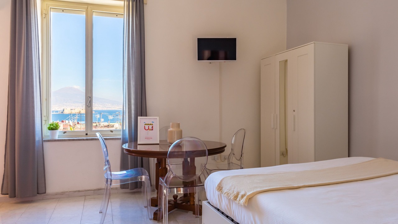 Photo of Bedroom in Mergellina