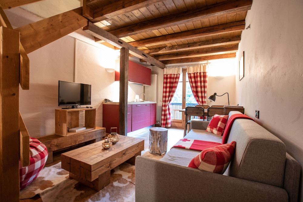 Photo of Livingroom in Courmayeur