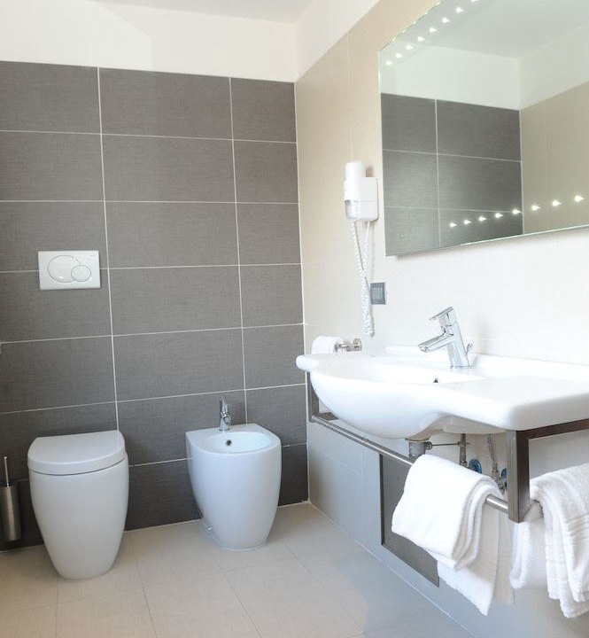 Photo of Bathroom in Cassino