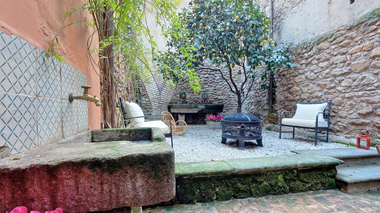 Photo of Others in Trastevere