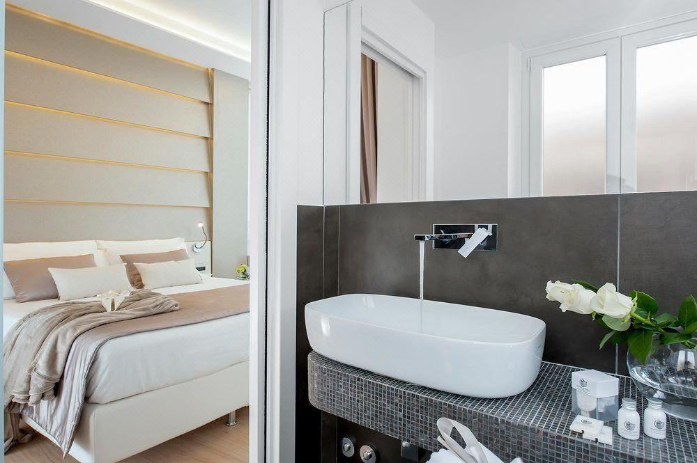 Photo of Bathroom in Rione XIV Borgo