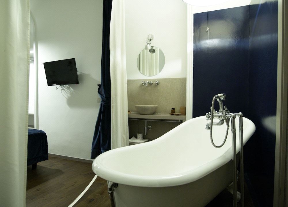 Photo of Bathroom in Rione VII Regola