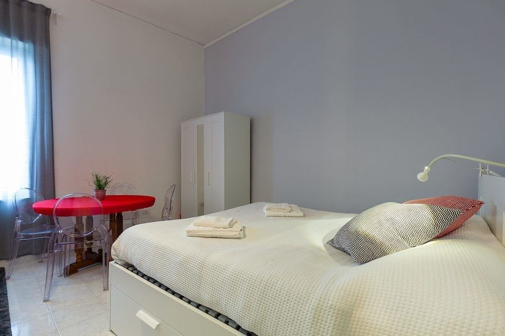 Photo of Bedroom in Mergellina