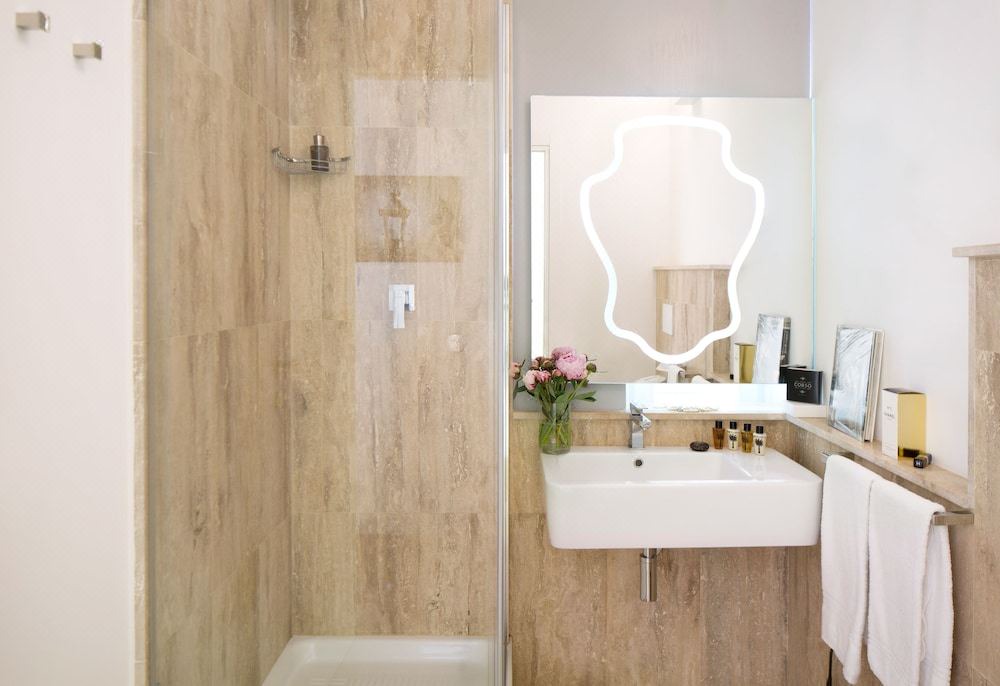 Photo of Bathroom in Rome City Centre