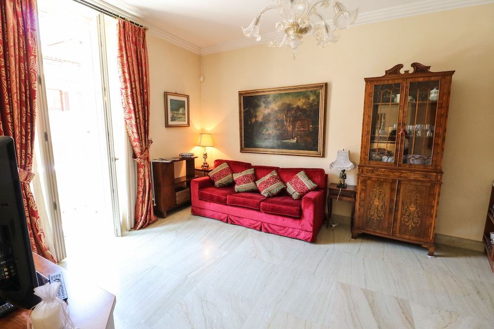 Photo of Bedroom in Rione III Colonna