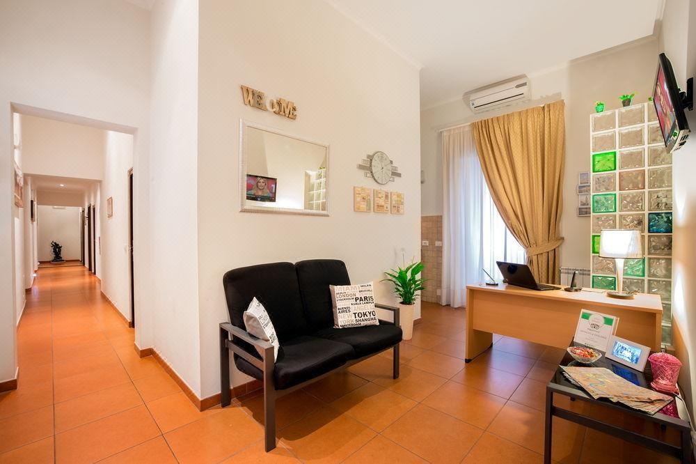 Photo of Livingroom in Vatican