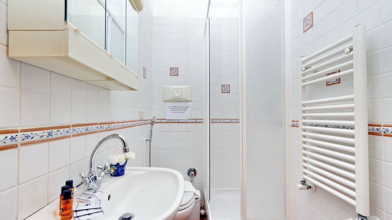 Photo of Bathroom in Trastevere