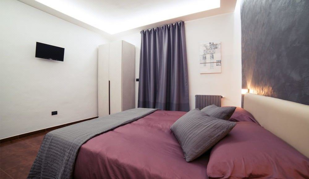 Photo of Bedroom in Historical Downtown Salerno