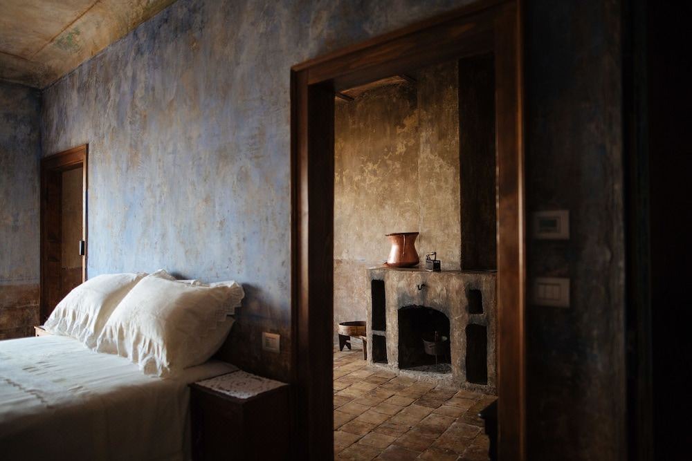 Photo of Bedroom in San Benedetto in Perillis