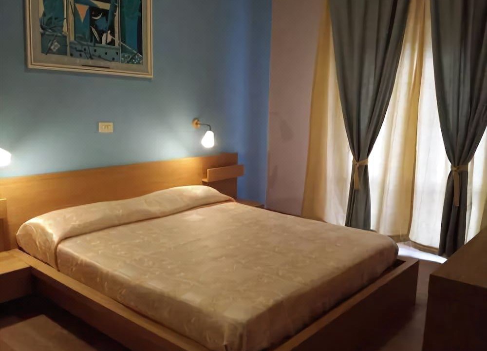 Photo of Bedroom in Mondragone