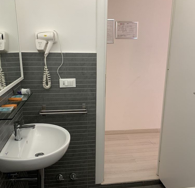 Photo of Bathroom in Universita