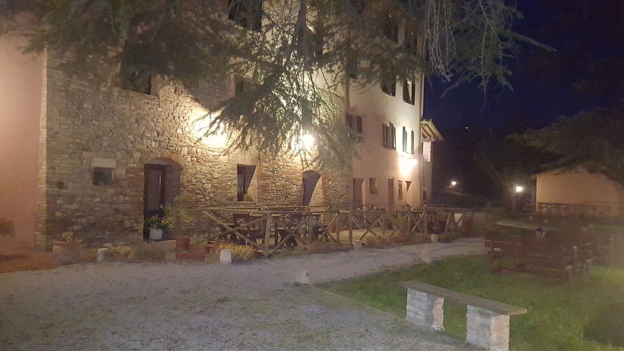 Photo of Buildings in Montelovesco