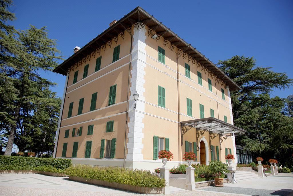 Photo of Buildings in Appignano
