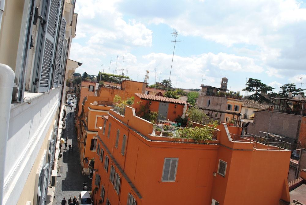 Photo of Others in Monti