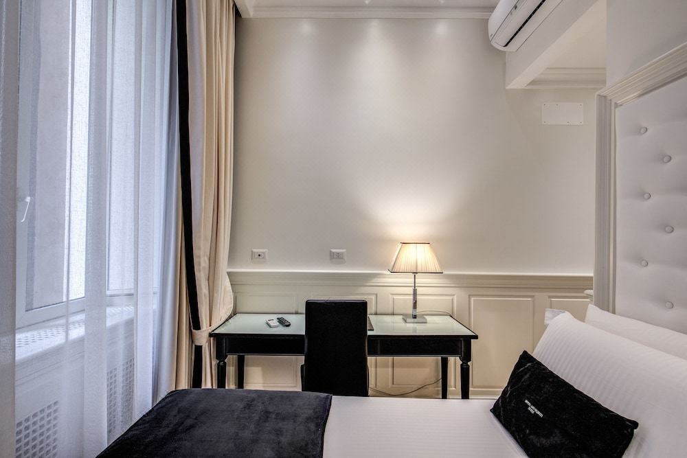 Photo of Bedroom in Prati