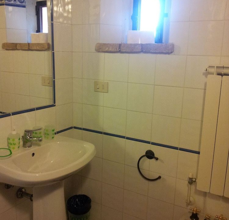 Photo of Bathroom in Montelovesco
